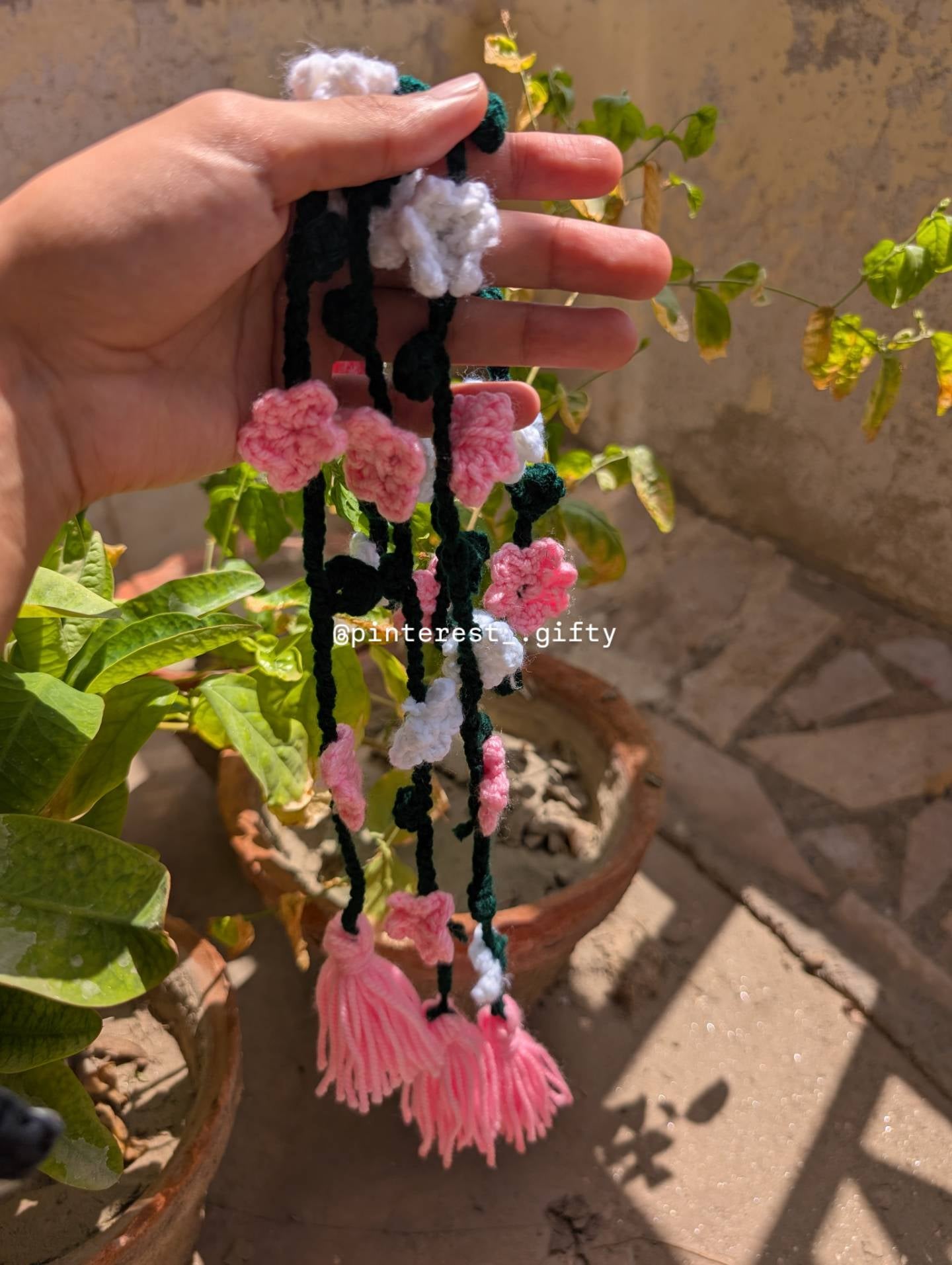 Handmade Crochet Floral Paranda – Aesthetic Knitted Flower Hair Vine with Tassels, Traditional Braid Accessory & Festive Hair Jewelry