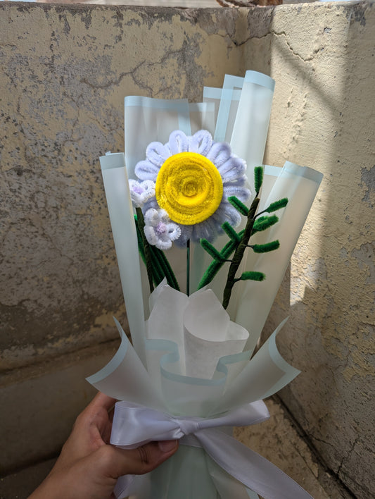 Handmade Pipe Cleaner Soft Lavender Daisy Bouquet – Pastel Floral Gift, Aesthetic Graduation & Birthday Flower Arrangement