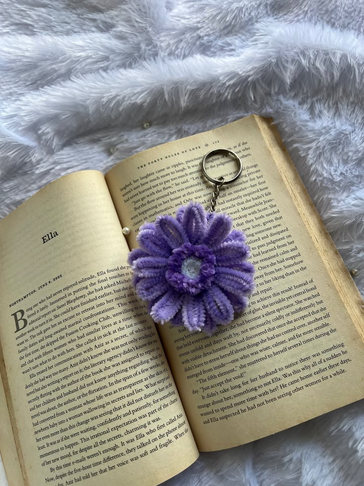 Handmade Pipe Cleaner Sunflower Keychain
